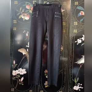 Frank Lyman Design Black Skinny Pants